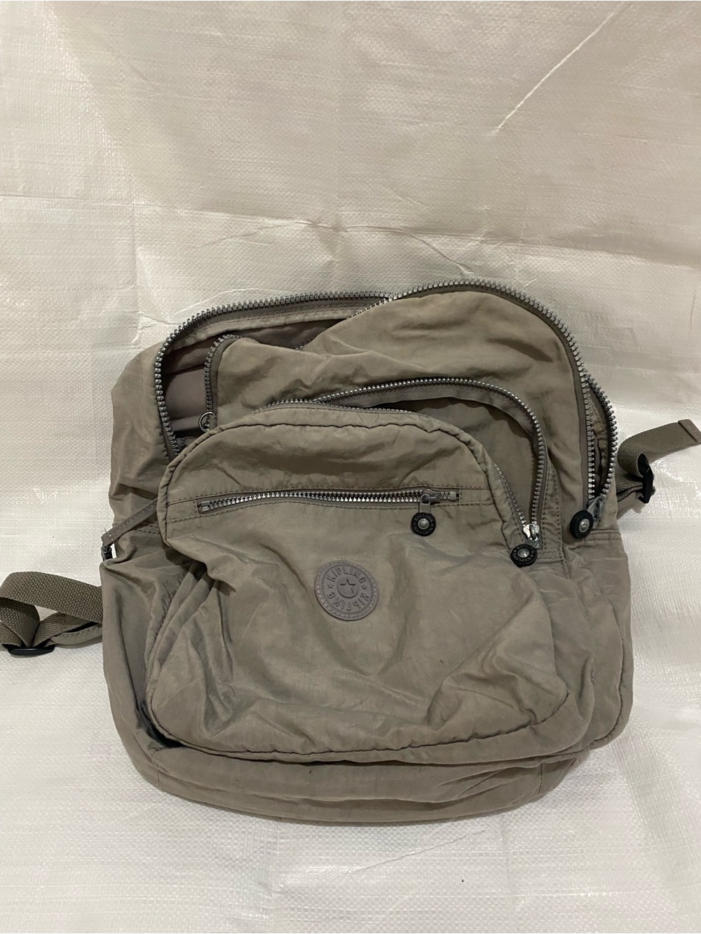 Kipling Taupe Gray Men's Messenger Crossbody Bag
